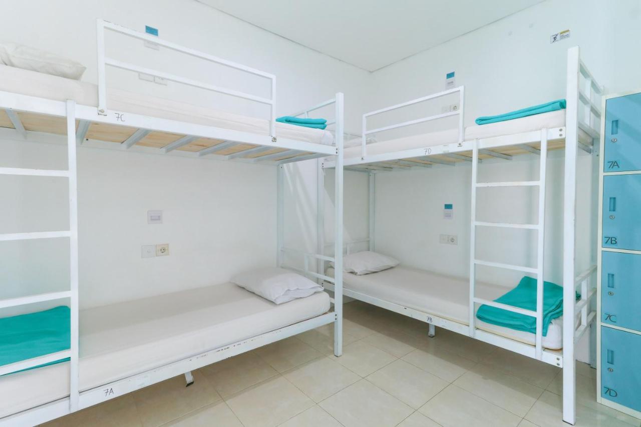 The Ruum Hostel Canggu Eksteriør bilde
